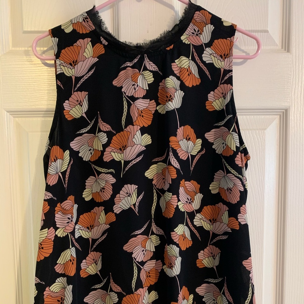 Black floral print top